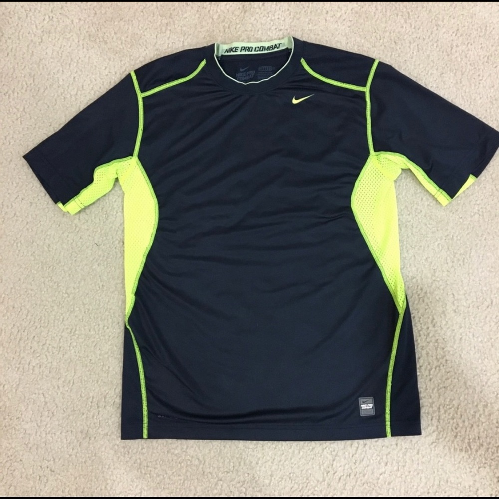 Nike Dry Fit T-Shirt